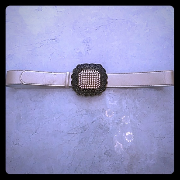 Gold Belt NWOT - Picture 3 of 7